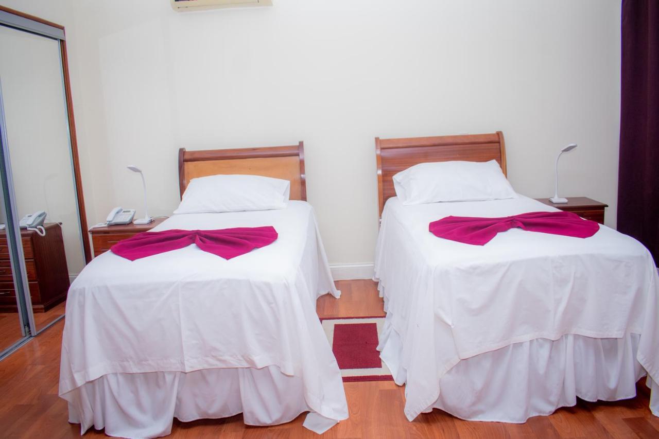 Hotel Santos Pina CAPE VERDE Exteriör bild