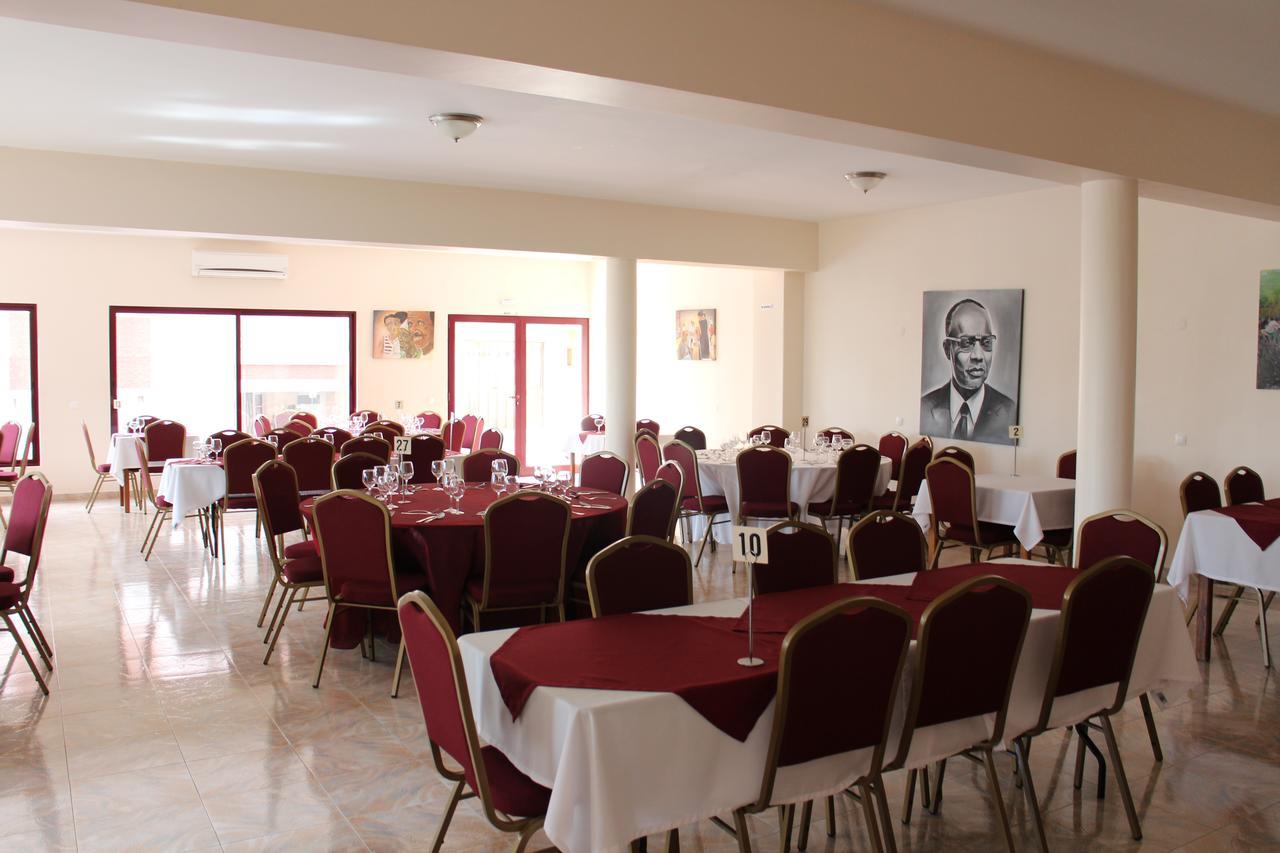 Hotel Santos Pina CAPE VERDE Exteriör bild